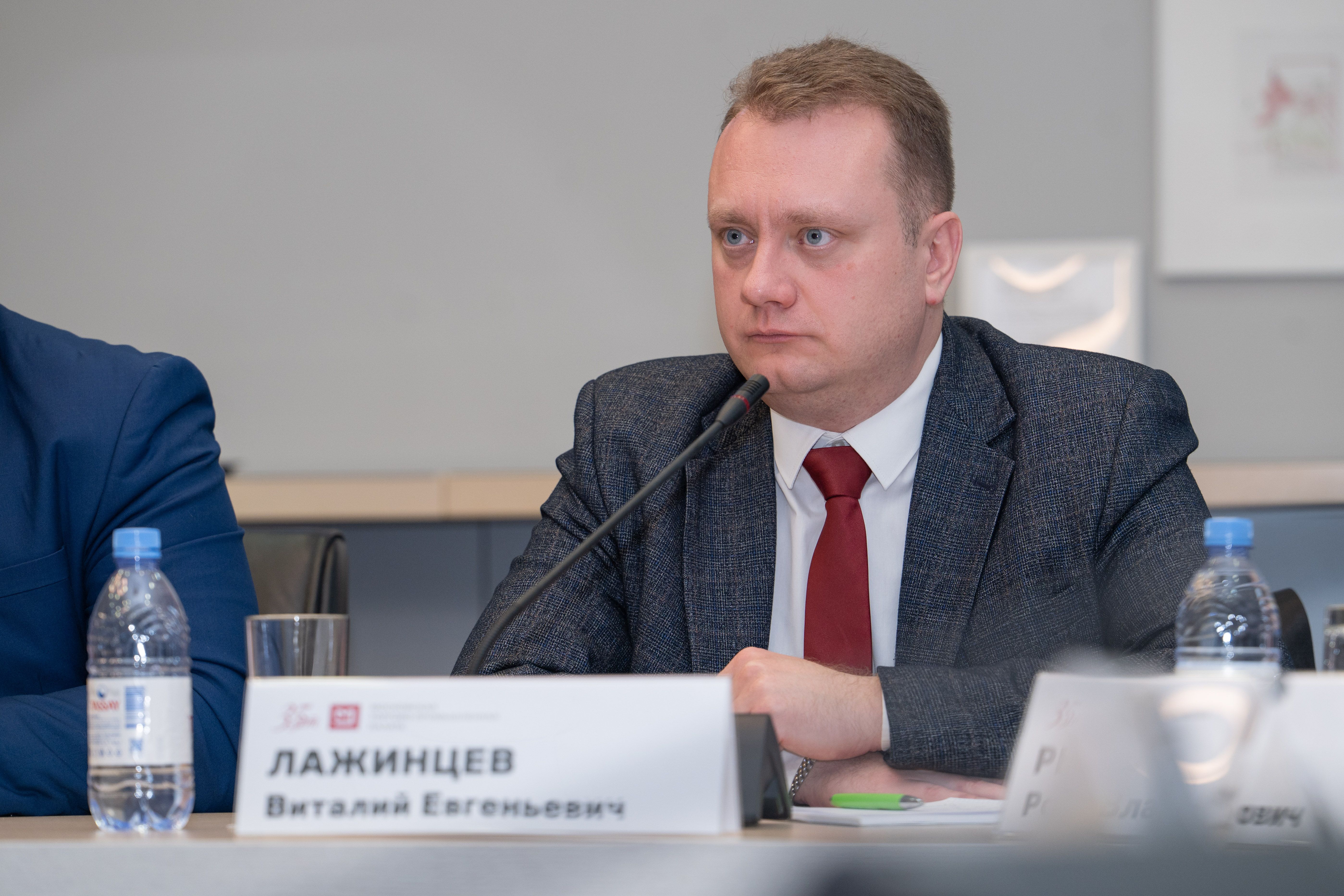 Директор НооСофт Виталий Лажинцев Директор НооСофт Виталий Лажинцев